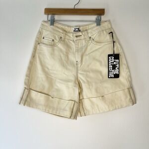 Future Collective Women's High-Rise Shorts Size 0 Cream White New With Tags